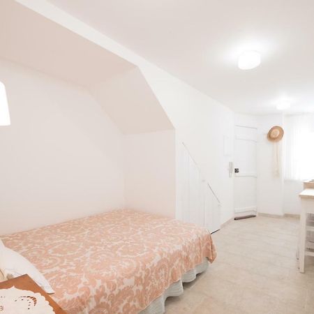 Little Studio For Two-Alfama Lisboa Εξωτερικό φωτογραφία